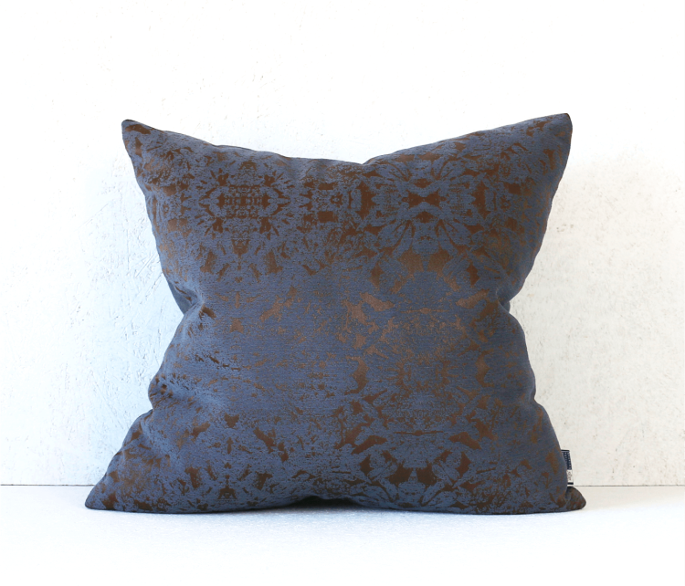 poduszki klasyczne na kanapę.png