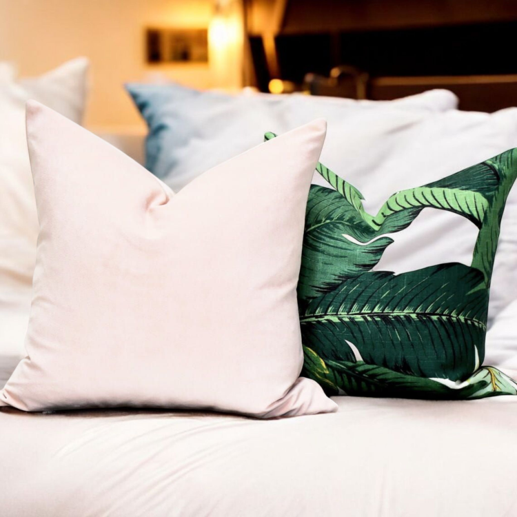 poduszka-rozowa-jasna (1).png